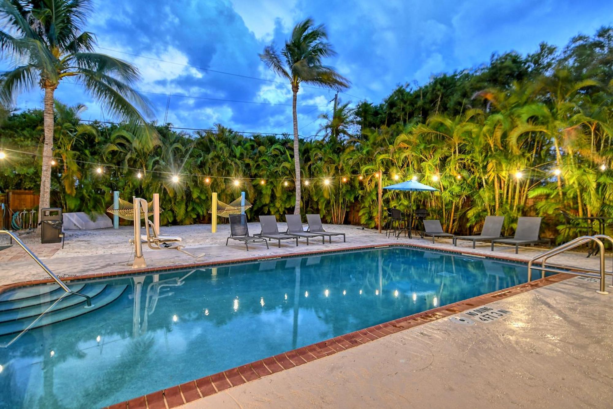 Siesta Key Palms Resort Point O'Rocks エクステリア 写真