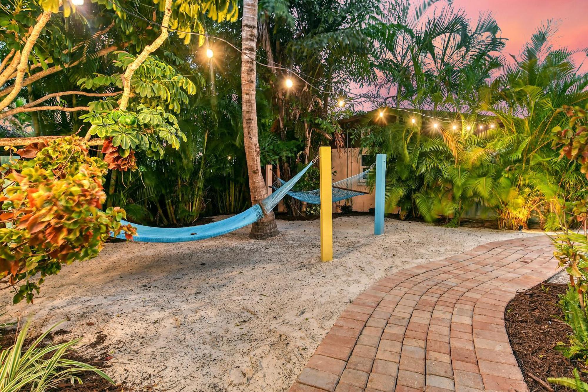 Siesta Key Palms Resort Point O'Rocks エクステリア 写真